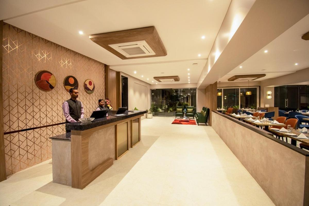 Meritas Aura Resort 로나발라 외부 사진