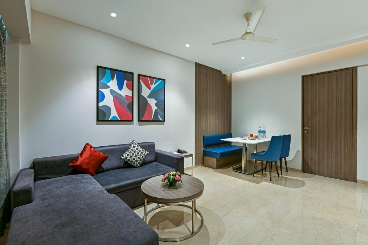 Meritas Aura Resort 로나발라 외부 사진